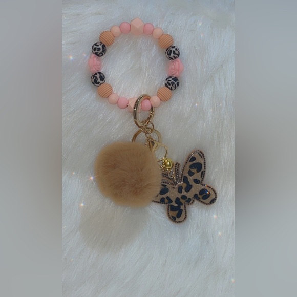 Boujee Beaded Wristlet Keychain - Picture 3 of 5